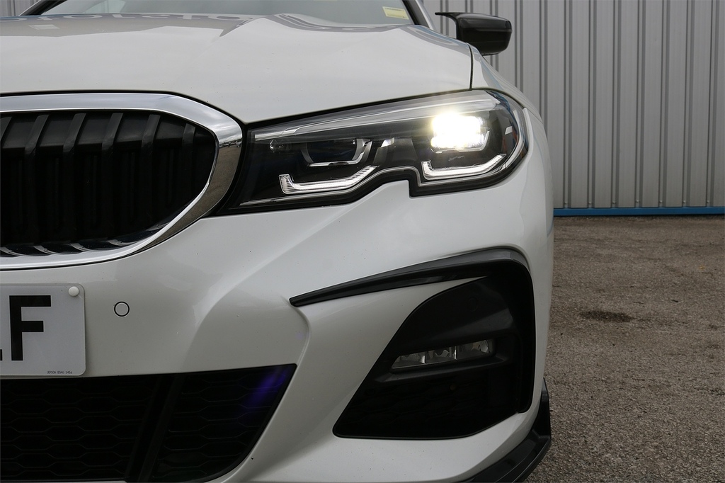 BMW 3 Series 330E M Sport White #6