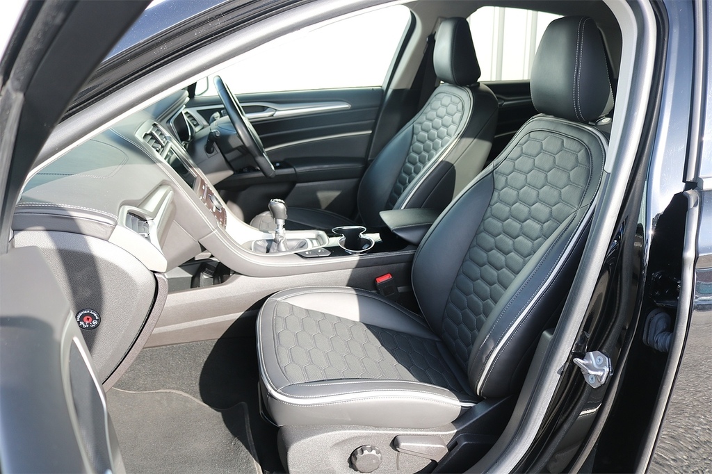 Ford Mondeo Tdci Vignale Black #5
