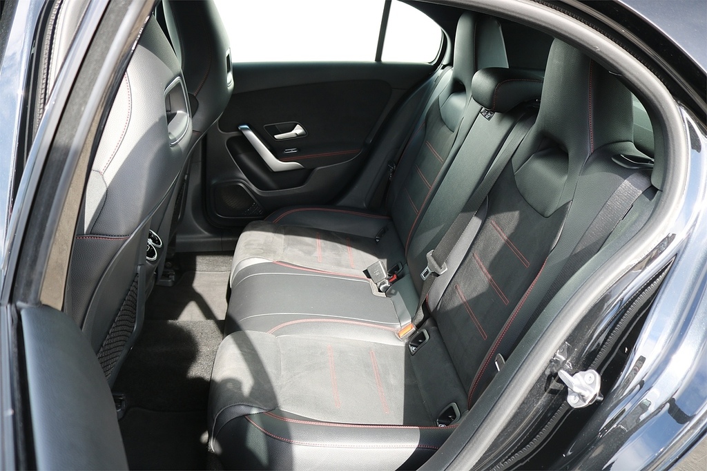 Mercedes-Benz A Class A180d Amg Line Black #6