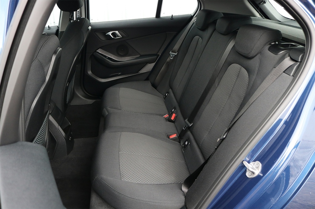 BMW 1 Series 116D Se Blue #6