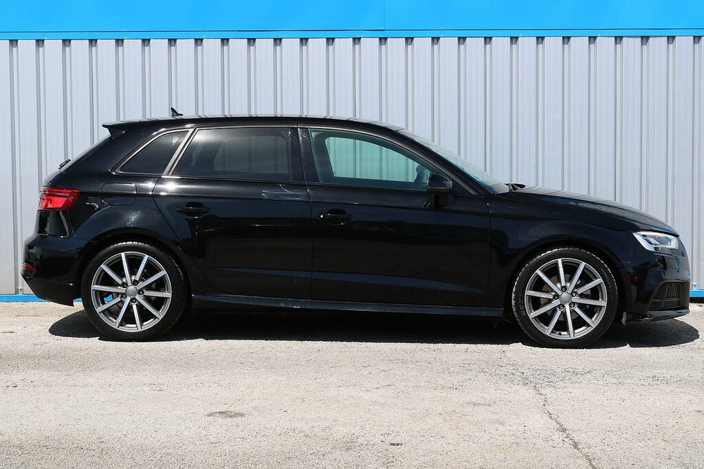 Audi A3 Tfsi Black Edition Black #2