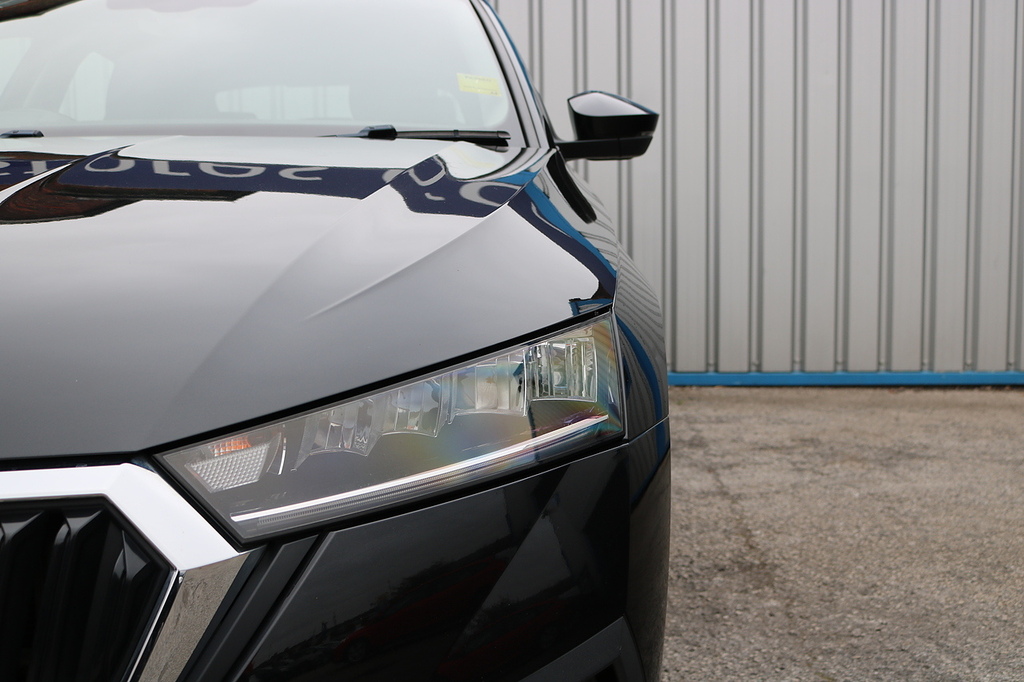 Skoda Octavia Tdi Se First Edition Black #4