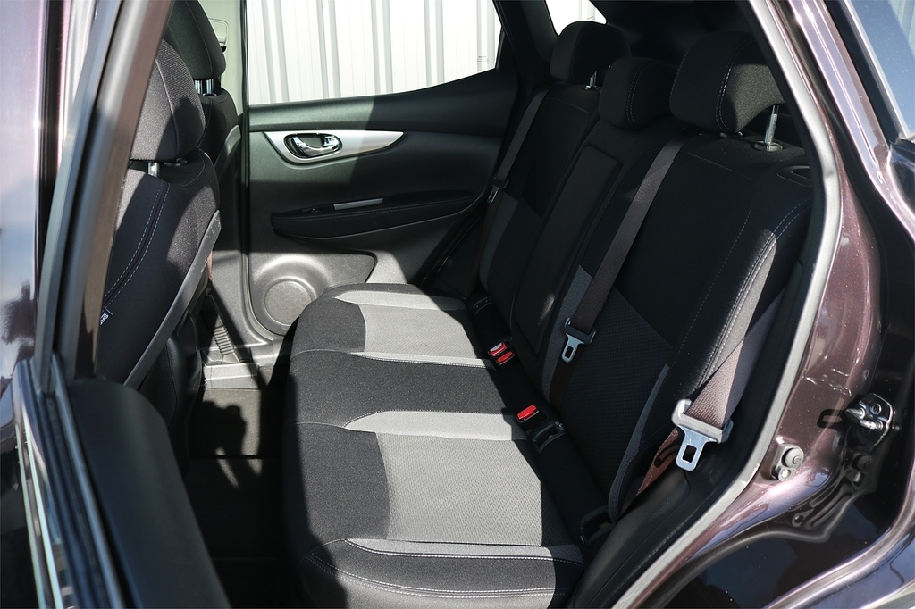 Nissan Qashqai Dci N-connecta Black #6