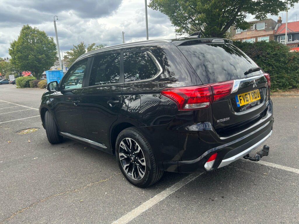 Mitsubishi Outlander 2.0H 12Kwh 4H Cvt 4Wd Euro 6 Ss Black #5