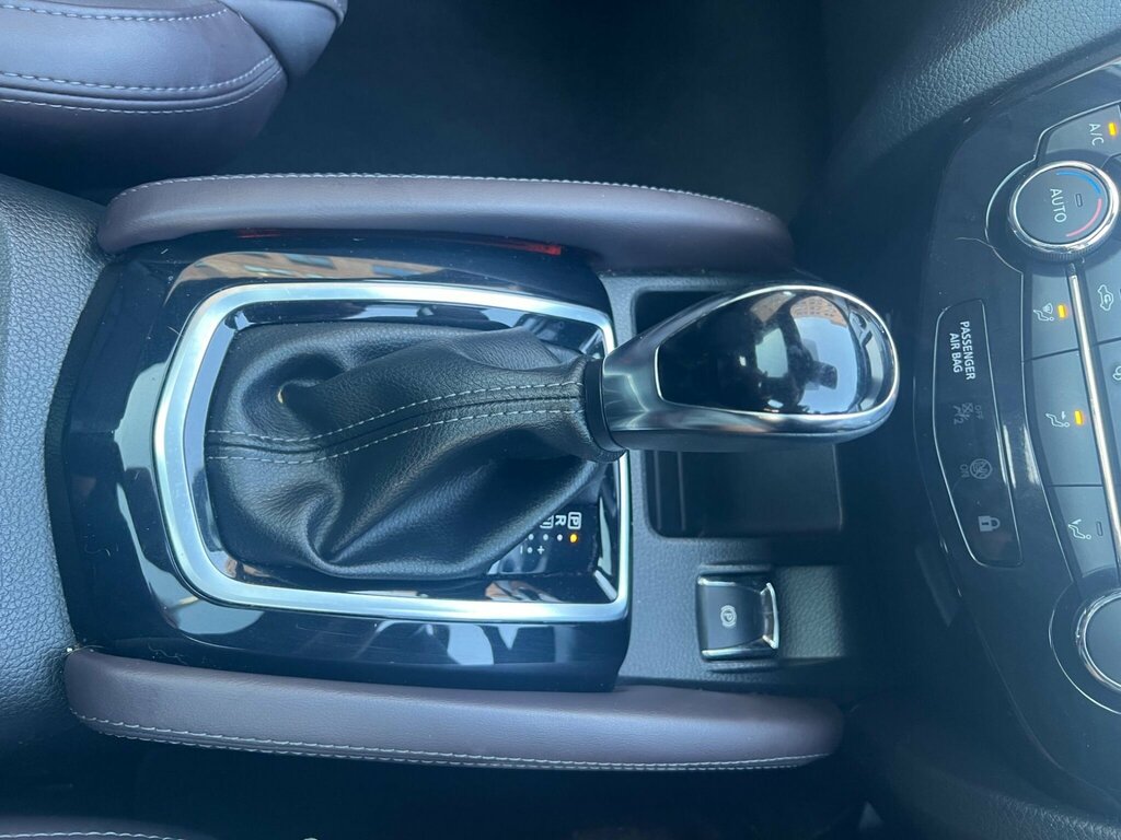 Nissan Qashqai  Black #15
