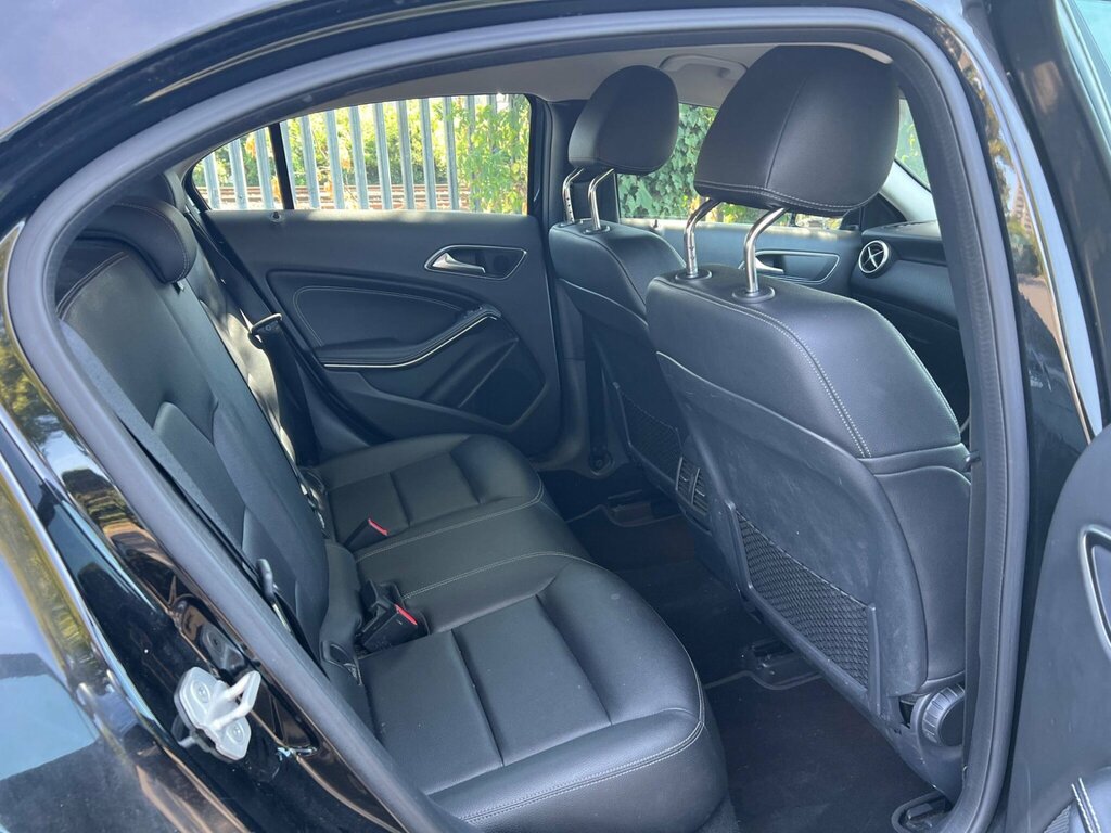Mercedes-Benz A Class 1.6 A180 Sport Hatchback 7G-dct Euro 6 Black #14
