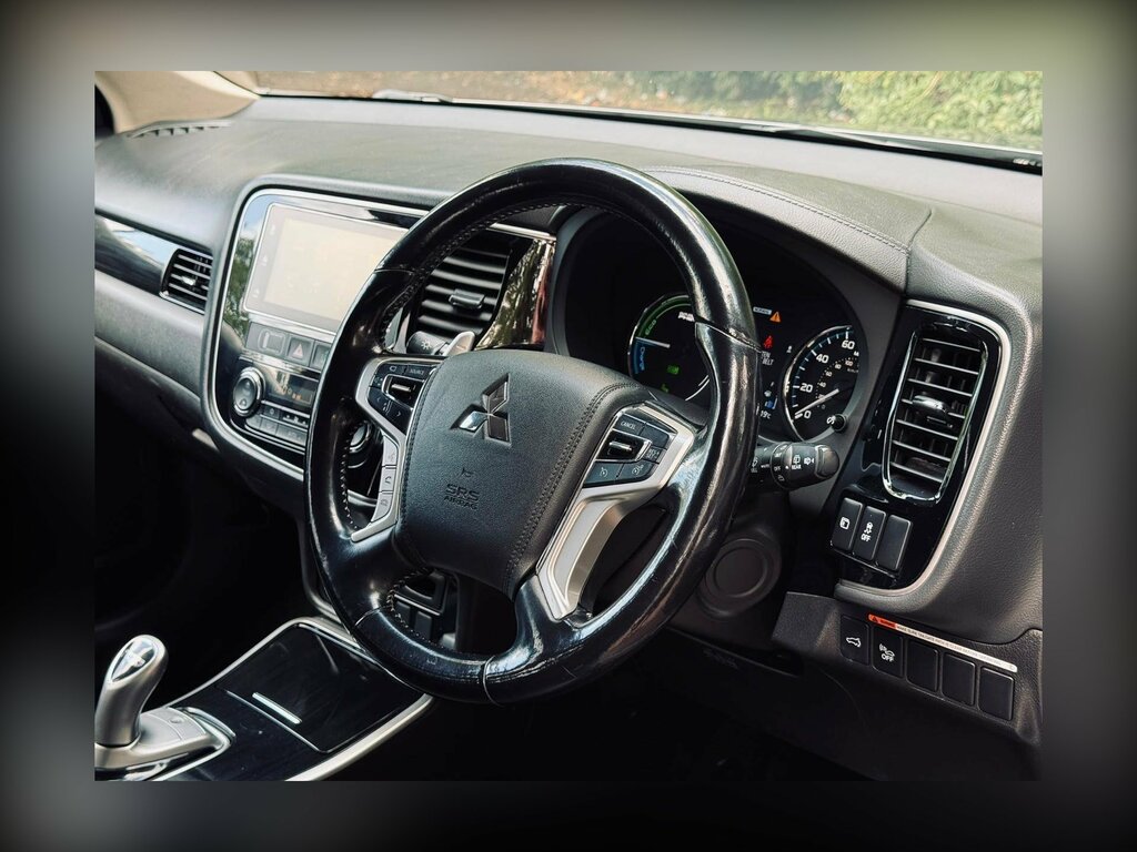 Mitsubishi Outlander 2.4H Twinmotor 13.8Kwh 4H Cvt 4Wd Euro 6 Ss  #30