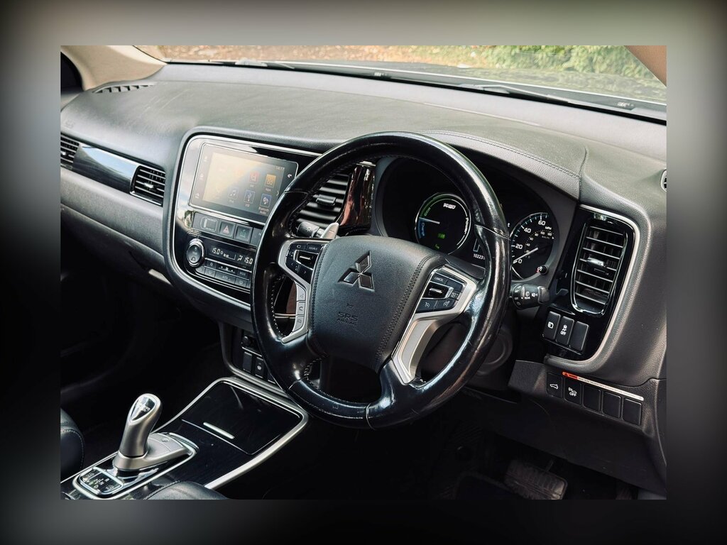 Mitsubishi Outlander 2.4H Twinmotor 13.8Kwh 4H Cvt 4Wd Euro 6 Ss  #14