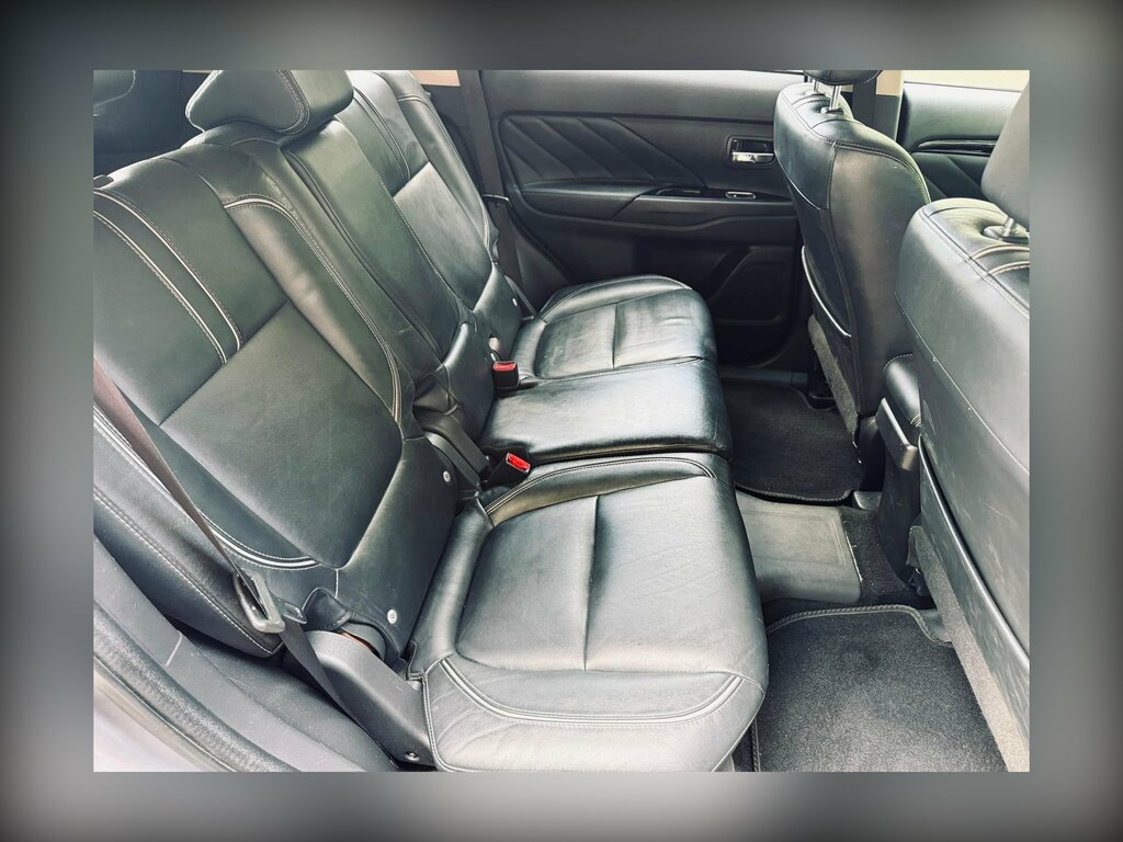 Mitsubishi Outlander 2.4H Twinmotor 13.8Kwh 4H Cvt 4Wd Euro 6 Ss  #17