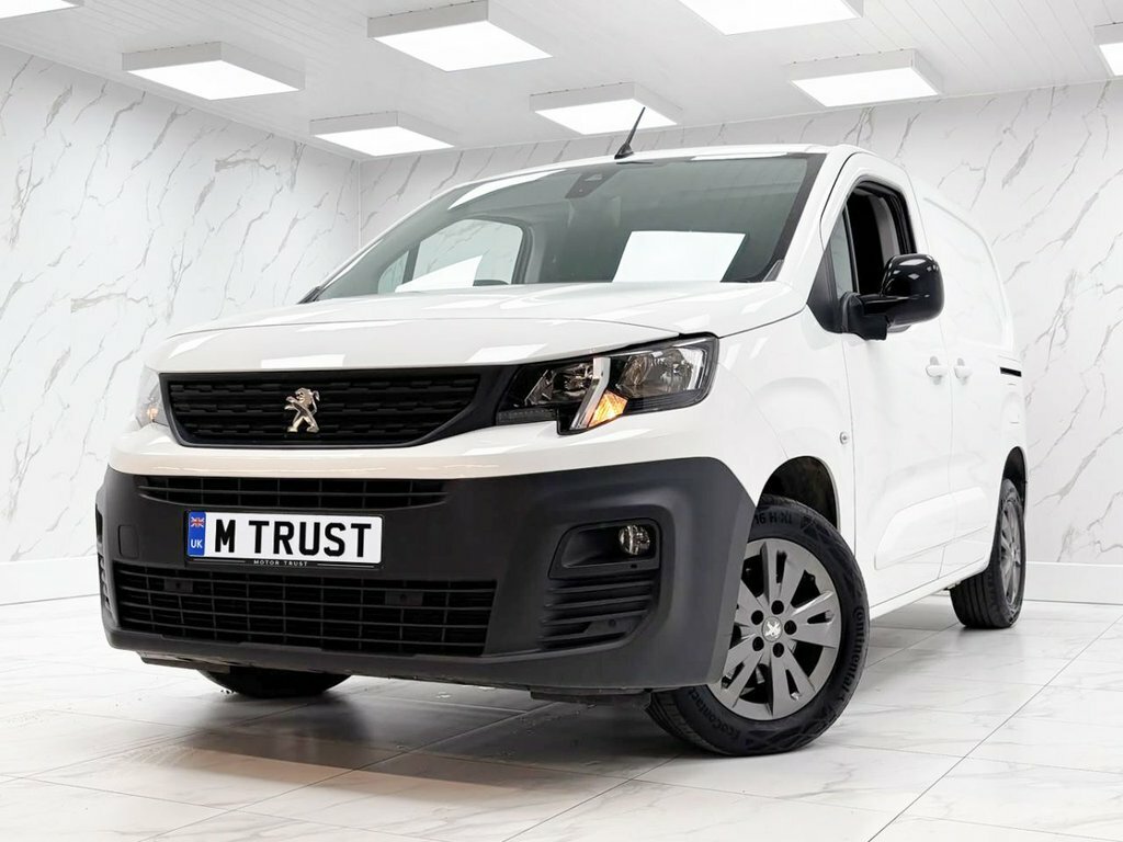 Peugeot Partner 1.5L Asphalt Premium LM22ZSG White #4