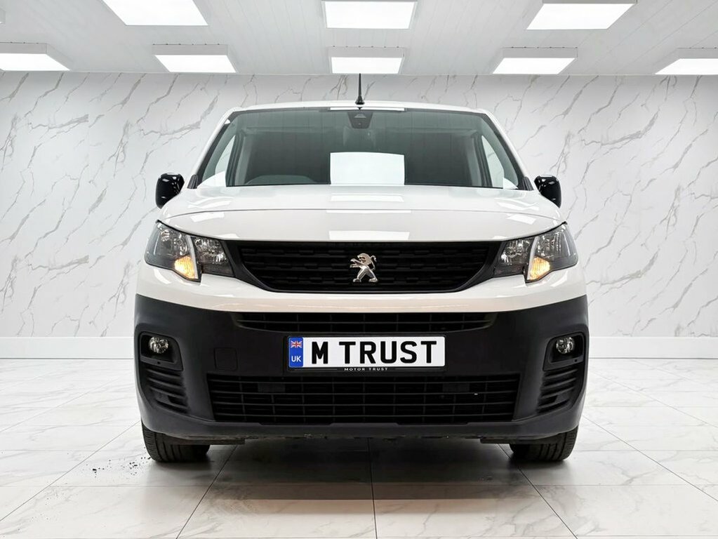 Peugeot Partner 1.5L Asphalt Premium LM22ZSG White #2