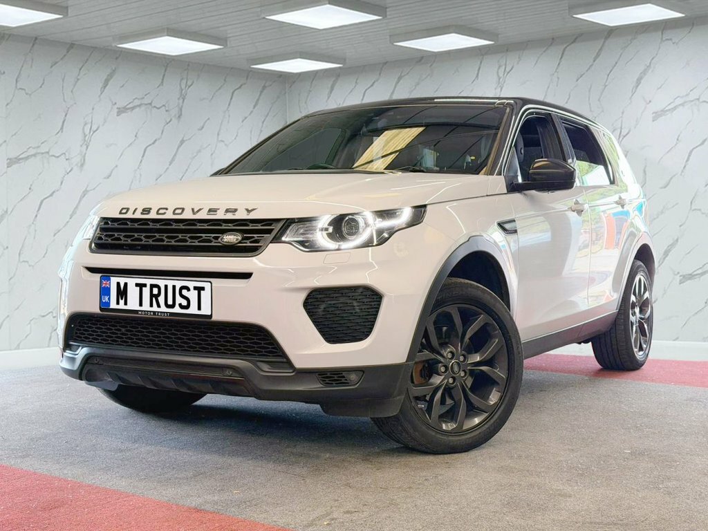 Land Rover Discovery Sport 2L Landmark White #4