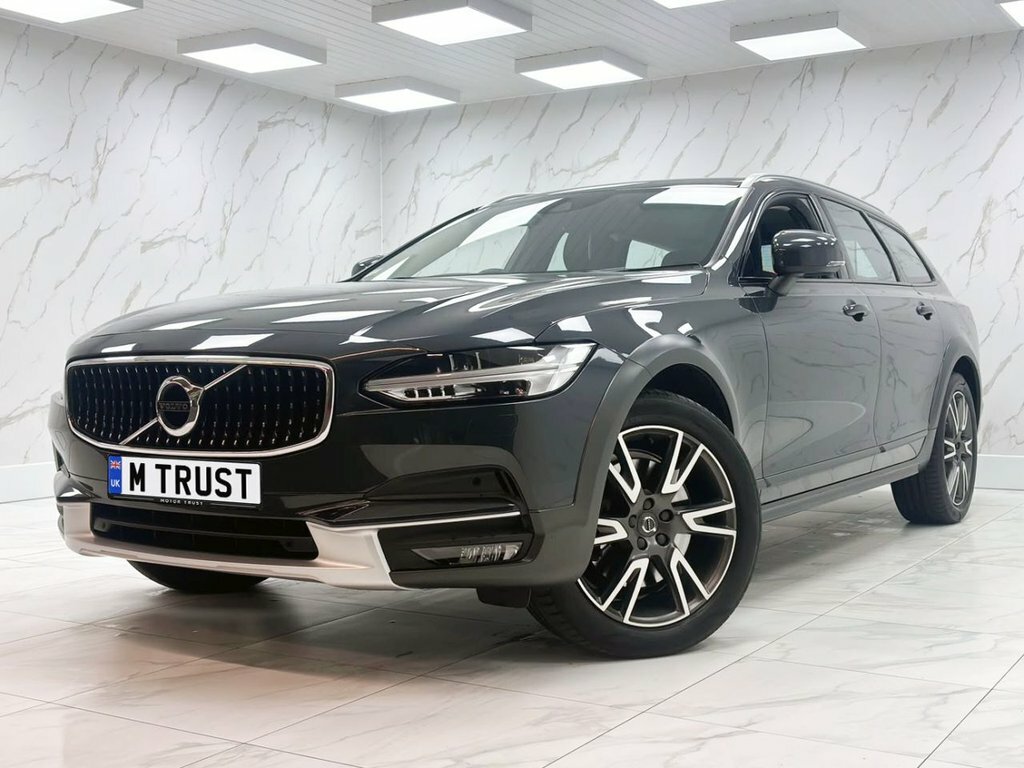 Volvo V90 Cross Country Estate Grey #4