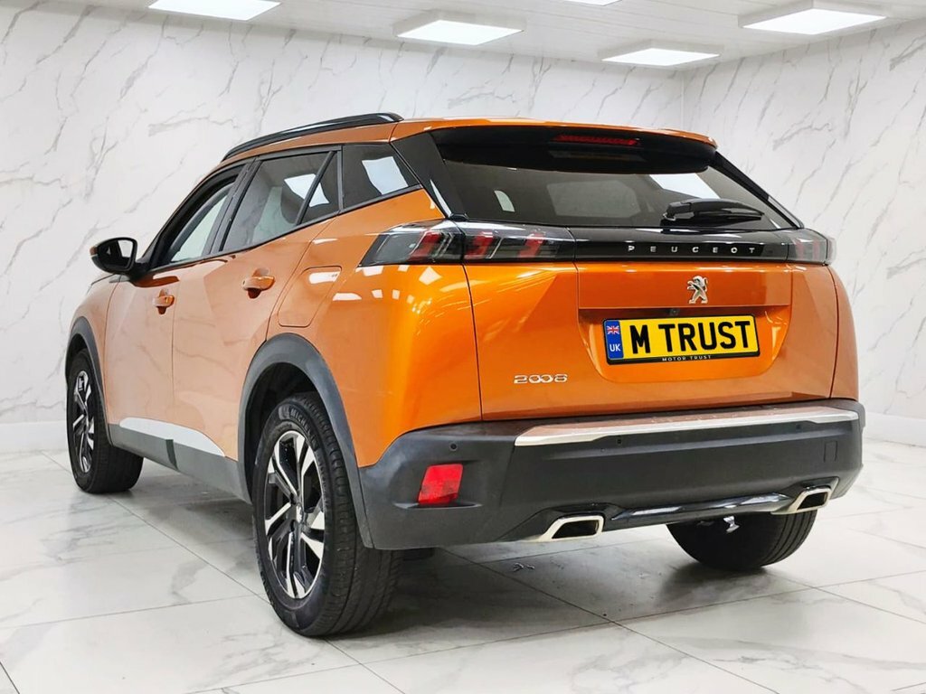 Peugeot 2008 1L Allure Orange #6