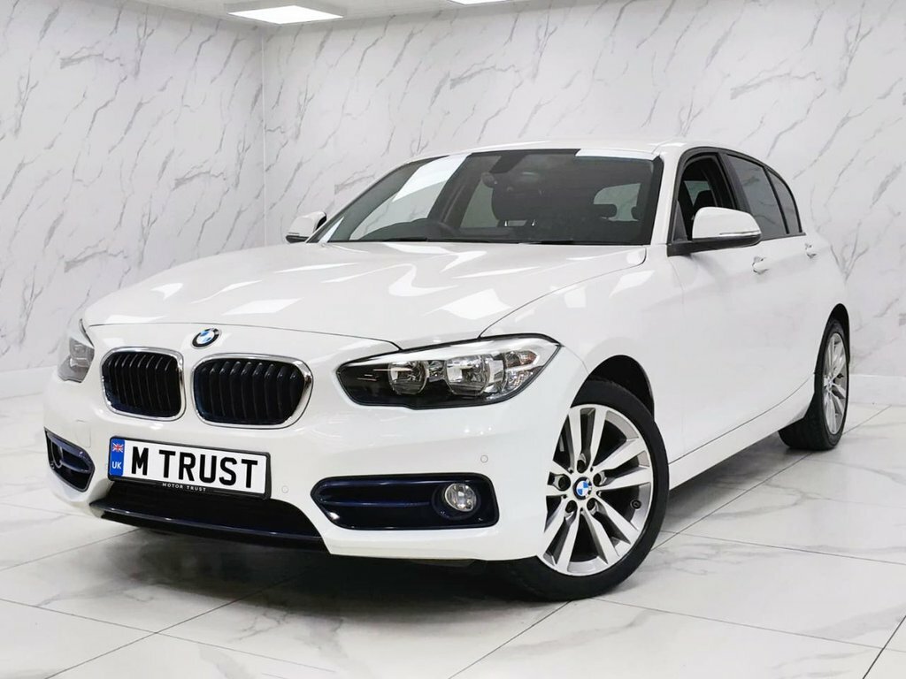BMW 1 Series 1.5L Sport White #2