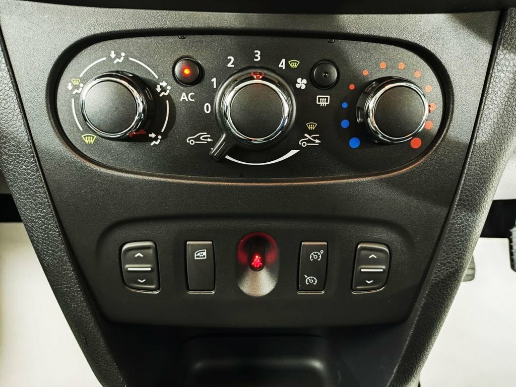 Dacia Sandero Stepway 1.5 Stepway Ambiance Dci 90 Blue #21