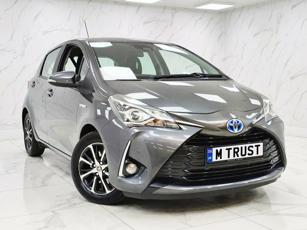 Toyota Yaris 1L Icon Tech Grey #4