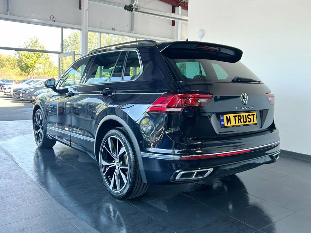 Volkswagen Tiguan 1.5L R-line MC21VTA Black #5