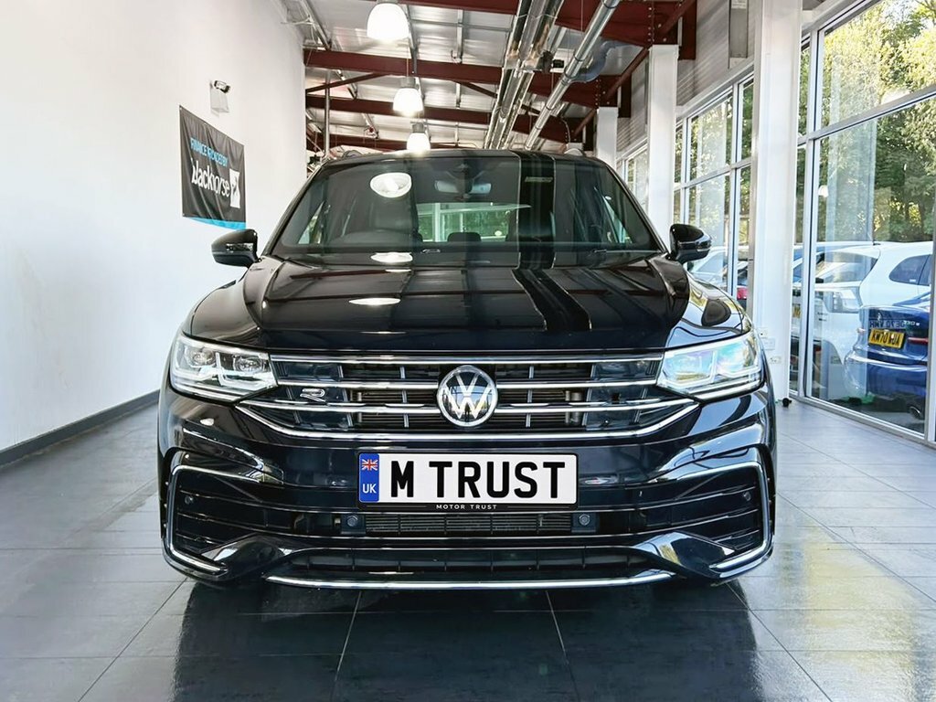 Volkswagen Tiguan 1.5L R-line MC21VTA Black #2