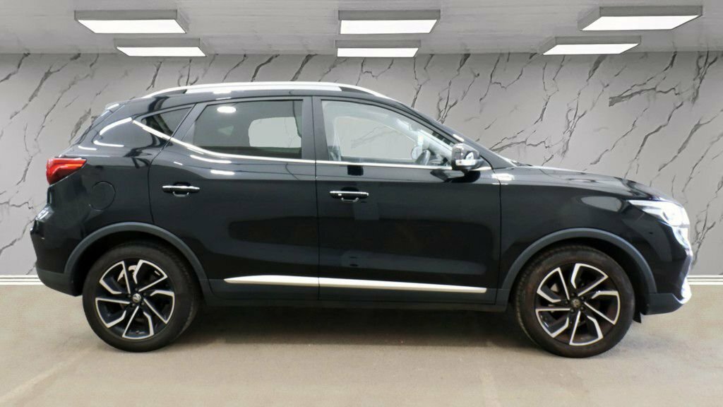 MG ZS 1L Exclusive Black #4