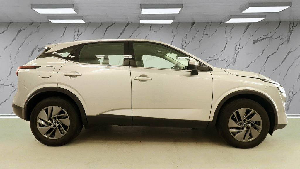 Nissan Qashqai 1.3L Acenta Premium Silver #5