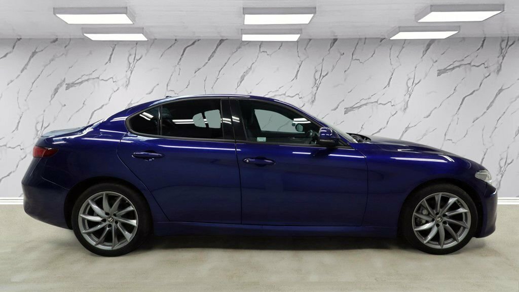 Alfa Romeo Giulia 2L Sprint Blue #5