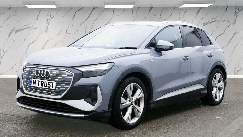 Audi Q4 E Tron Suv Grey #2