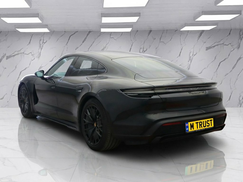 Porsche Taycan Saloon Black #3