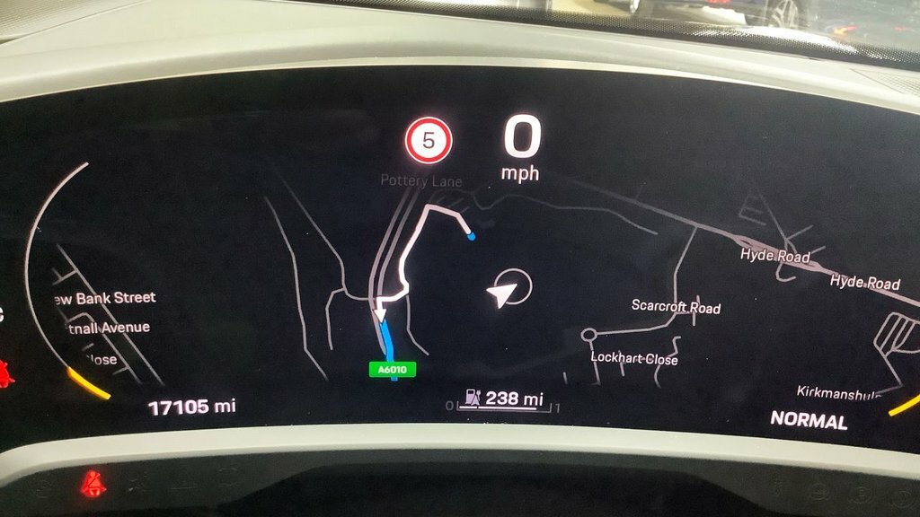 Porsche Taycan 560Kw Turbo S 93Kwh 22Kw 5 Seat Grey #8
