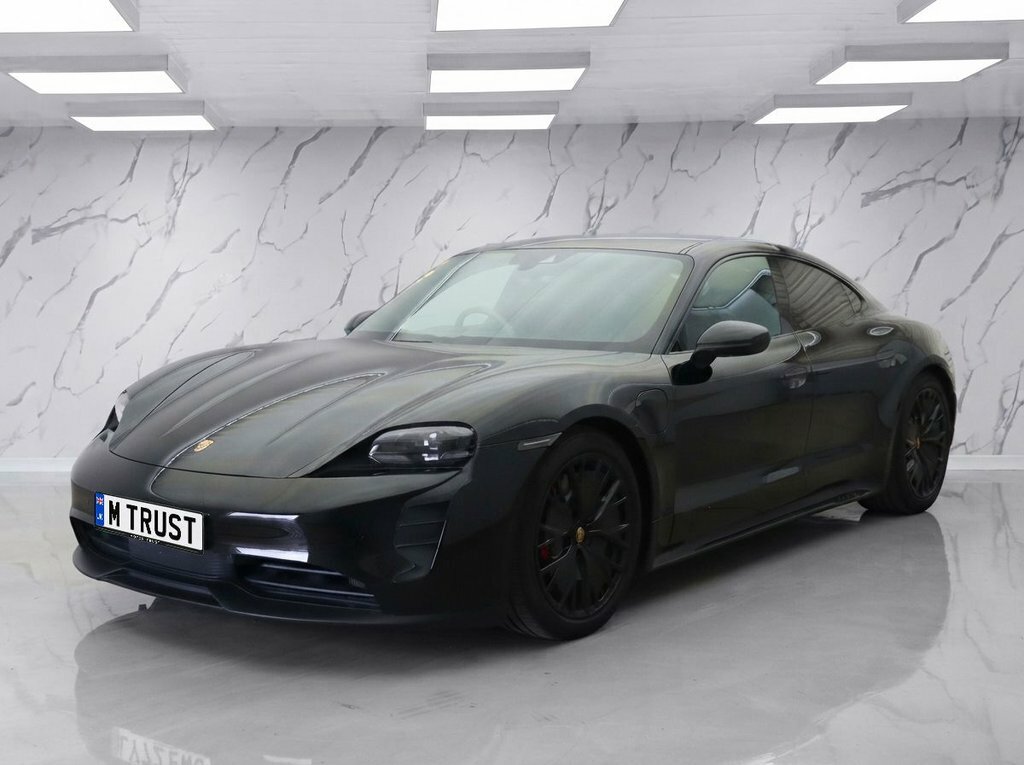 Porsche Taycan Saloon Black #2