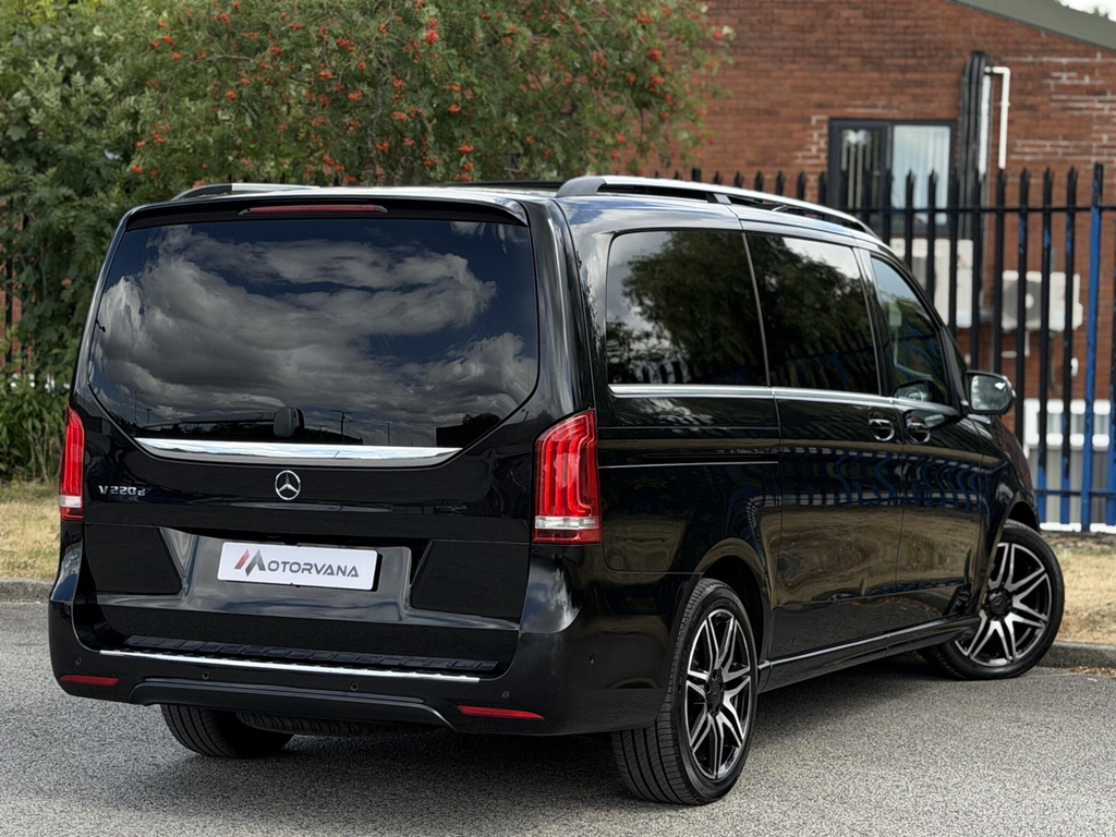 Mercedes-Benz V Class V 220 D Sport Black #16