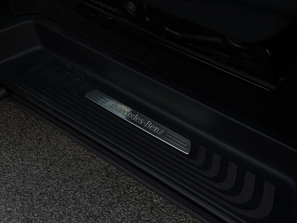 Mercedes-Benz V Class V 220 D Sport Black #44