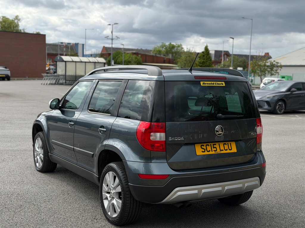 Skoda Yeti 2.0L Black Edition Tdi Cr Dsg 138 Bhp Black #19