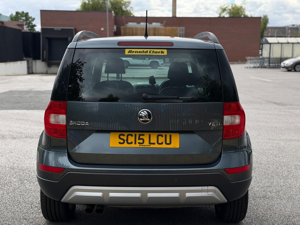 Skoda Yeti 2.0L Black Edition Tdi Cr Dsg 138 Bhp Black #18