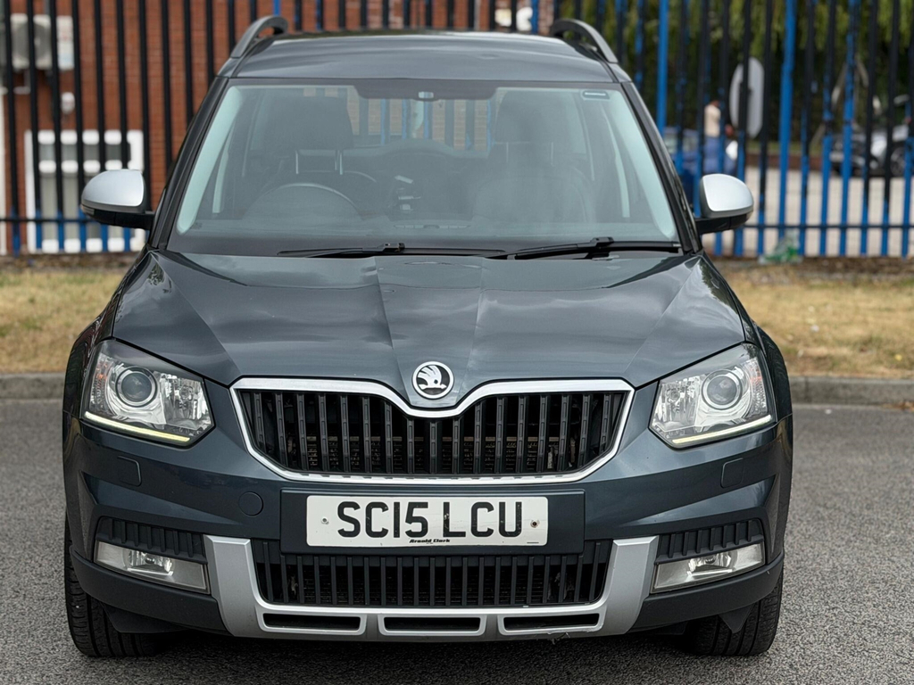 Skoda Yeti 2.0L Black Edition Tdi Cr Dsg 138 Bhp Black #9