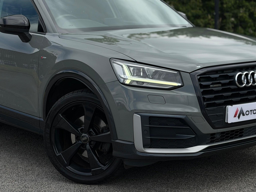 Audi Q2 Suv Grey #6