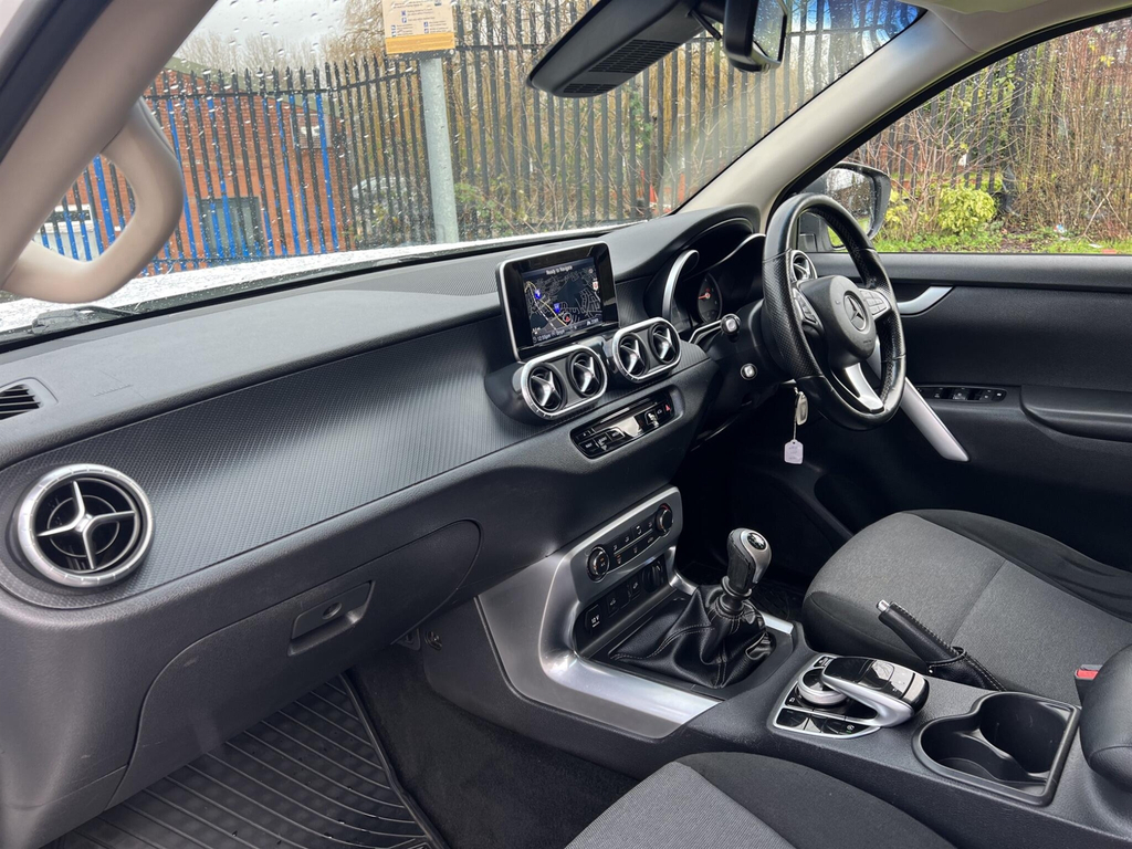 Mercedes-Benz X Class X250 Progressive D 4Matic White #4