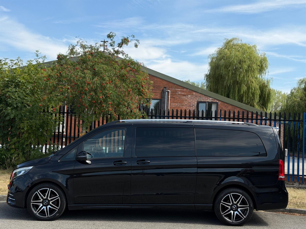 Mercedes-Benz V Class Mpv 2.0 V300d Amg Line G-tronic Euro 6 Ss Black #12