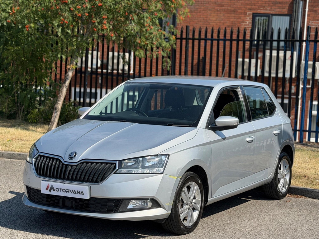 Skoda Fabia 1.0 Tsi Se Dsg Euro 6 Ss Silver #3