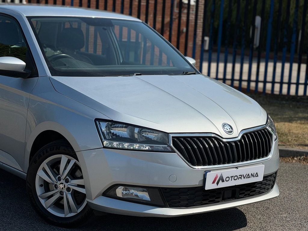 Skoda Fabia 1.0 Tsi Se Dsg Euro 6 Ss Silver #6