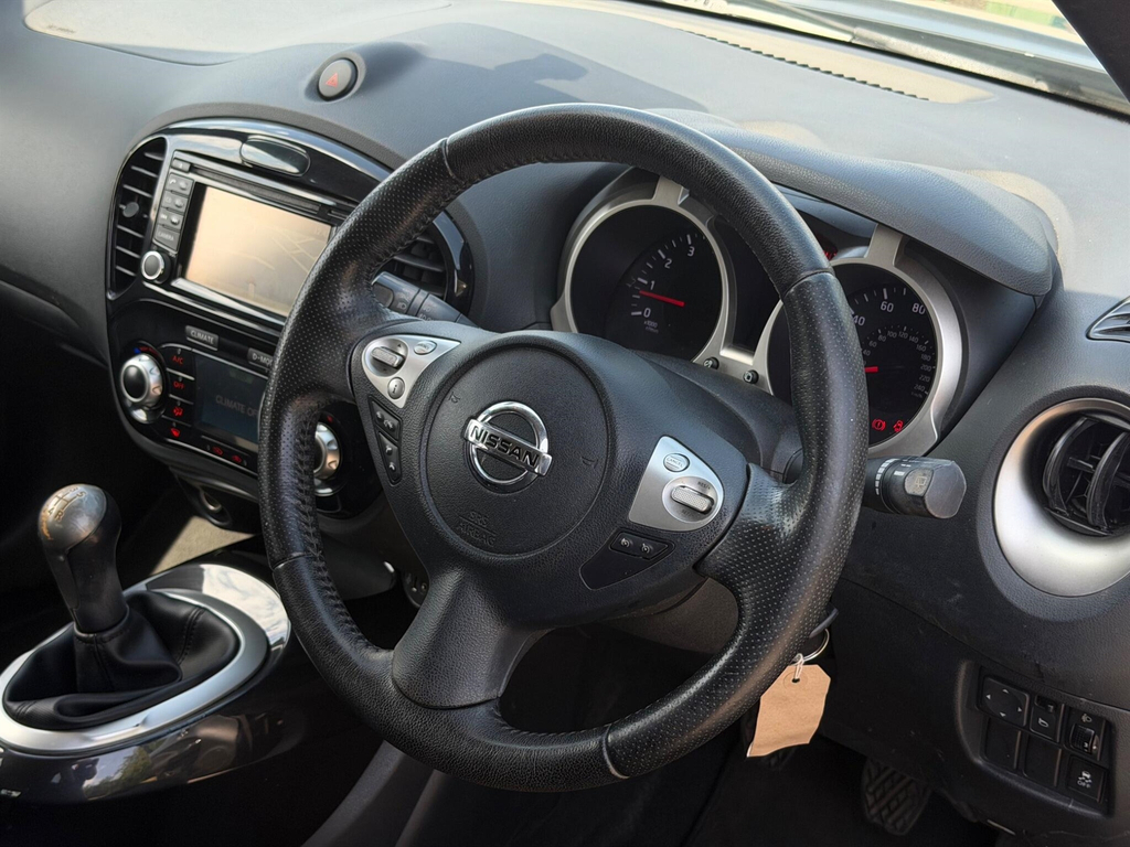 Nissan Juke 1.6 Tekna Xtron Euro 5 Euro 5 Yellow #19