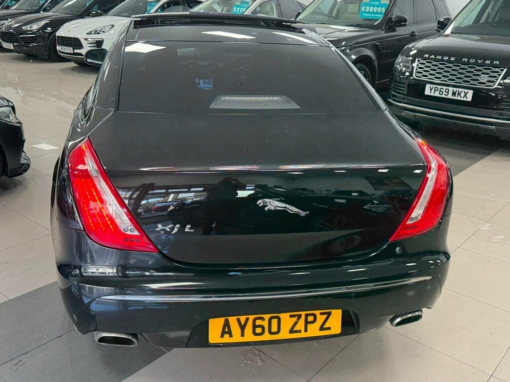 Jaguar XJ 3L Premium Luxury Black #5
