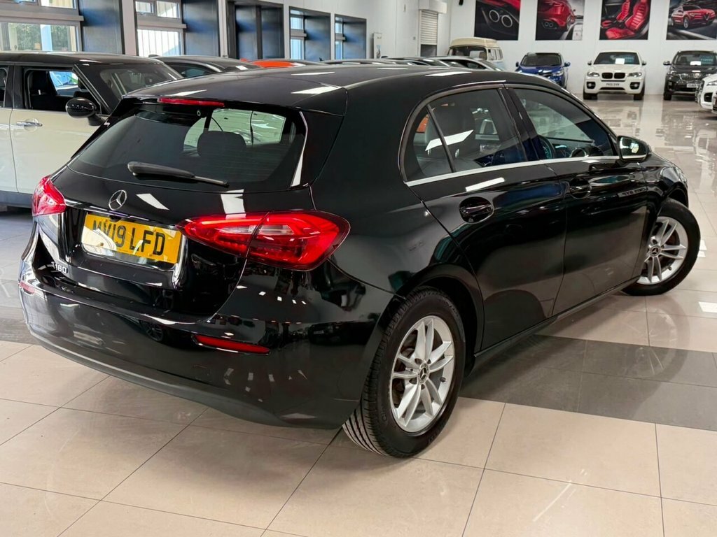 Mercedes-Benz A Class 1.3L Se Black #2