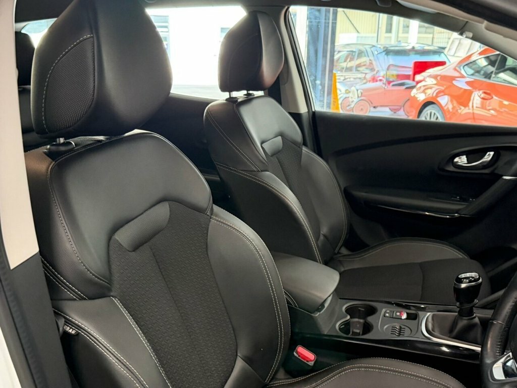 Renault Kadjar 1.2 Tce Dynamique S Nav Suv Euro Red #24