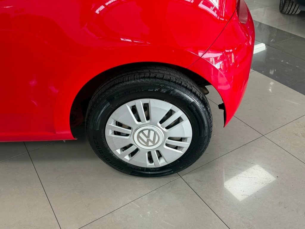 Volkswagen Up 1.0 Groove Up Hatchback Euro 5 White #36