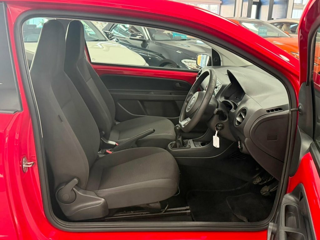 Volkswagen Up 1.0 Groove Up Hatchback Euro 5 White #18
