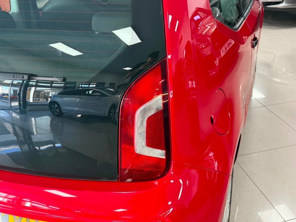 Volkswagen Up 1L Take Up Red #4