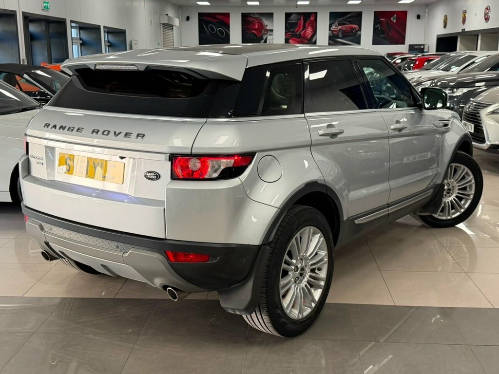 Land Rover Range Rover Evoque 2.2L Prestige Silver #3