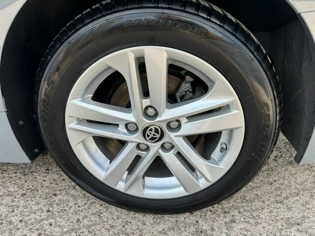 Toyota Corolla 1.8 Vvt-i Hybrid Icon Tech Cvt Black #8