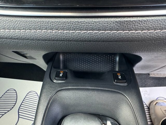 Toyota Corolla 1.8 Vvt-i Hybrid Icon Tech Cvt Black #23